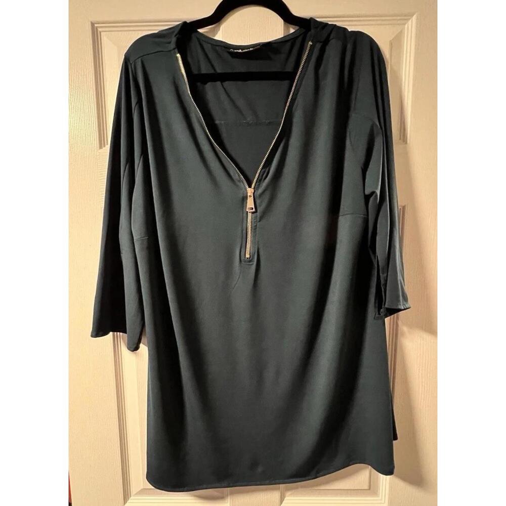 Ama York Long Sleeve Darker Blue Zippper V-Neck Blouse Size 18